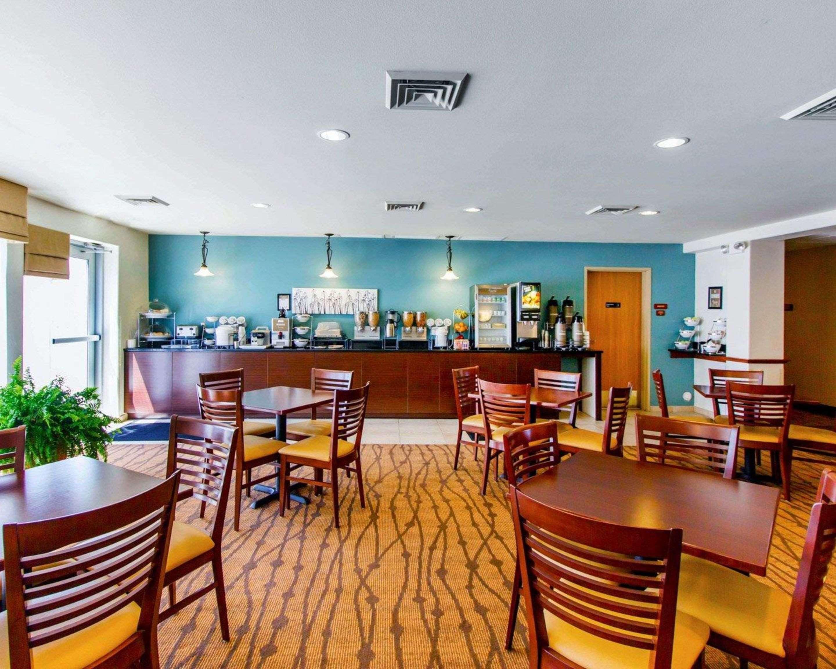 Sleep Inn & Suites Evansville Exterior photo